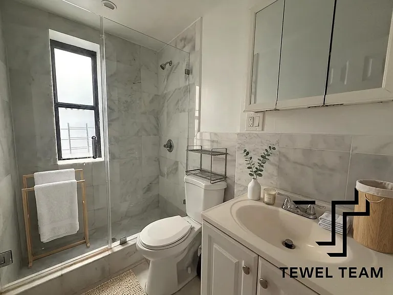 1632 Madison Ave #3G — Photo 9
