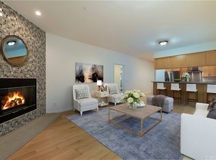 3855 Ridgemoor Dr, Studio City, CA 91604