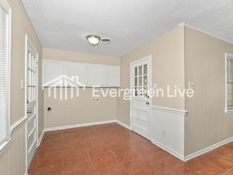 2965 Dothan St — Photo 14