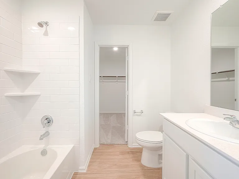 1491 Las Cuevas Dr — Photo 4