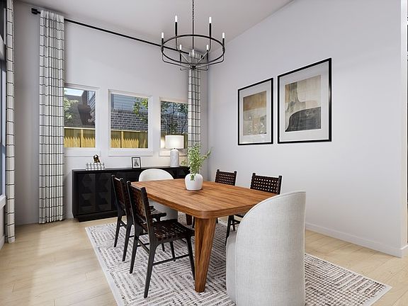 The Giles - Dining