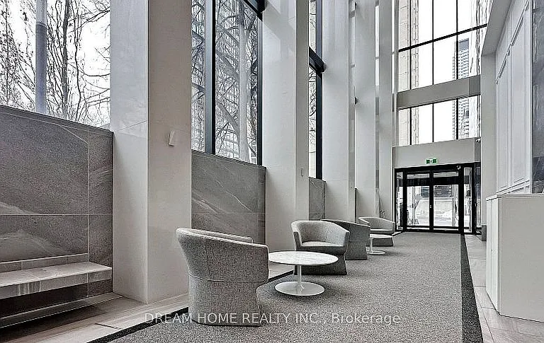 3 Gloucester St #901 — Photo 6