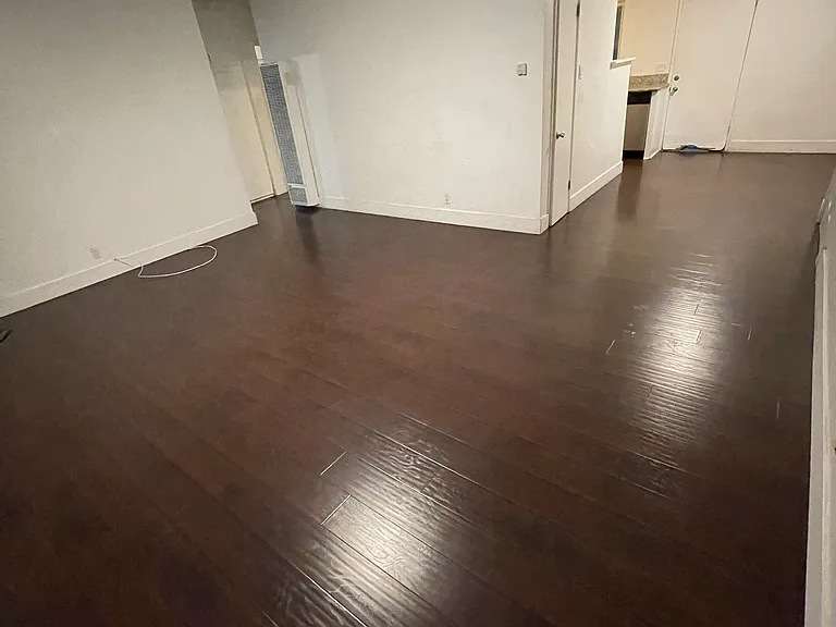 1117 E Fairview Blvd — Photo 10