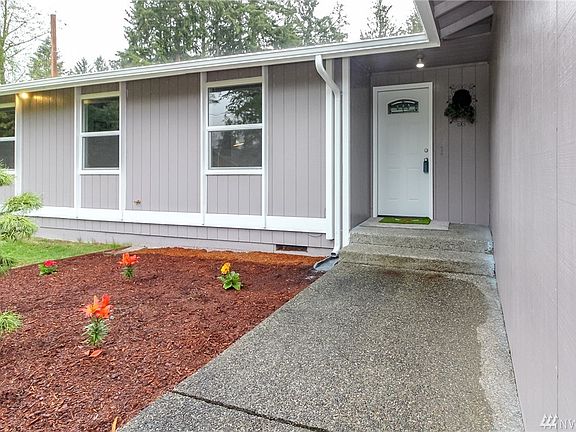 3rd image of 12405 86th Ave E