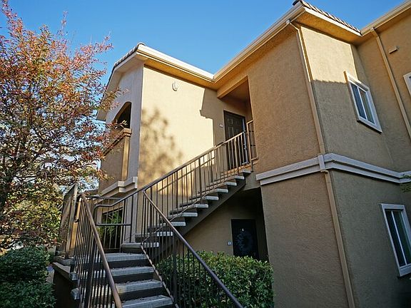 5th image of 501 Gibson Dr APT 1223