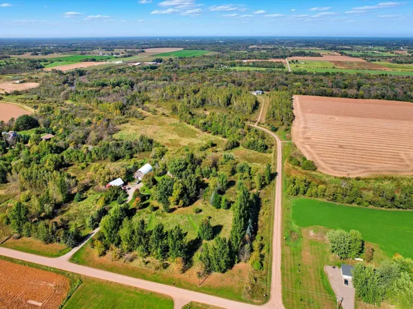 Florence Trl, Milaca, MN 56353