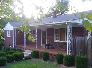 3 Ridgecrest Dr, Greenville, SC 29609