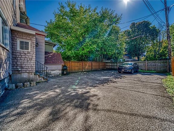 2nd image of 370 Bryant St APT 4