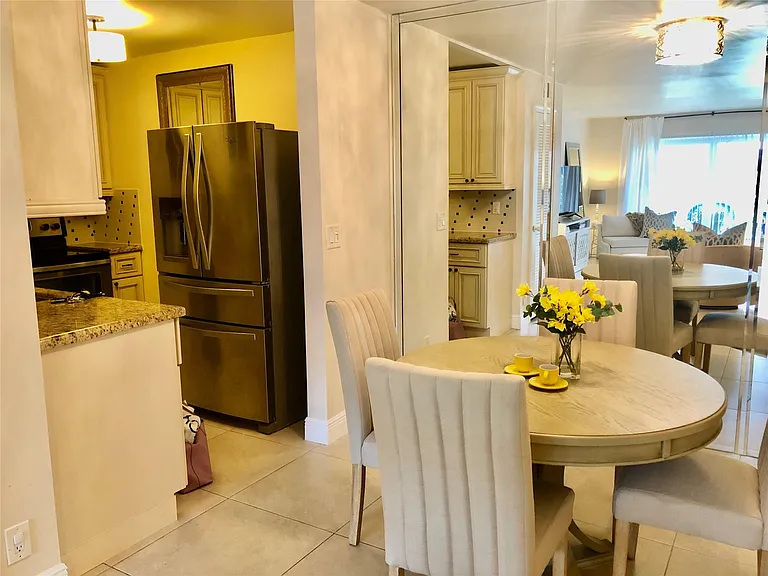 6407 Bay Club Dr #1 — Photo 8
