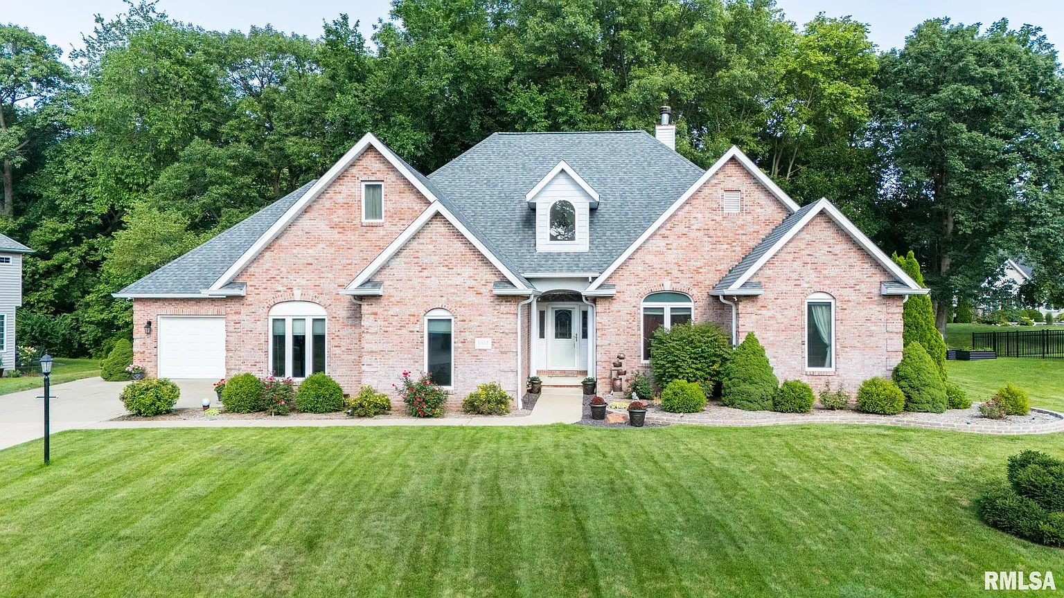 1612 Nighthawk Ct photo 1