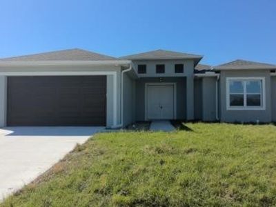 1011 Cedartree Ave, Lehigh Acres, FL, 33971
