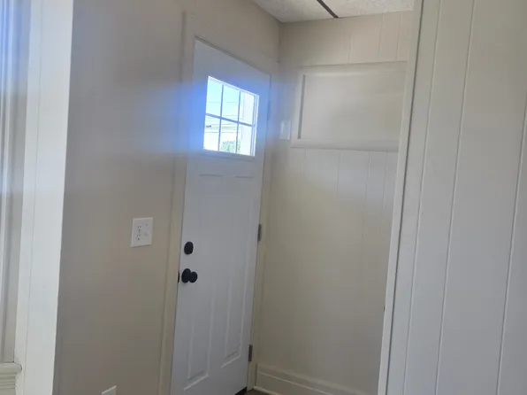 28 N 7th St APT 1, Lebanon, PA 17046