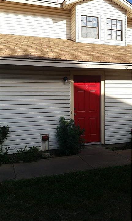 1st image of 2220 Creekside Ln Unit C
