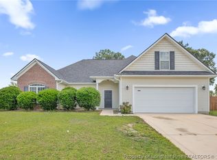 568 Wood Valley Ln, Raeford, NC 28376