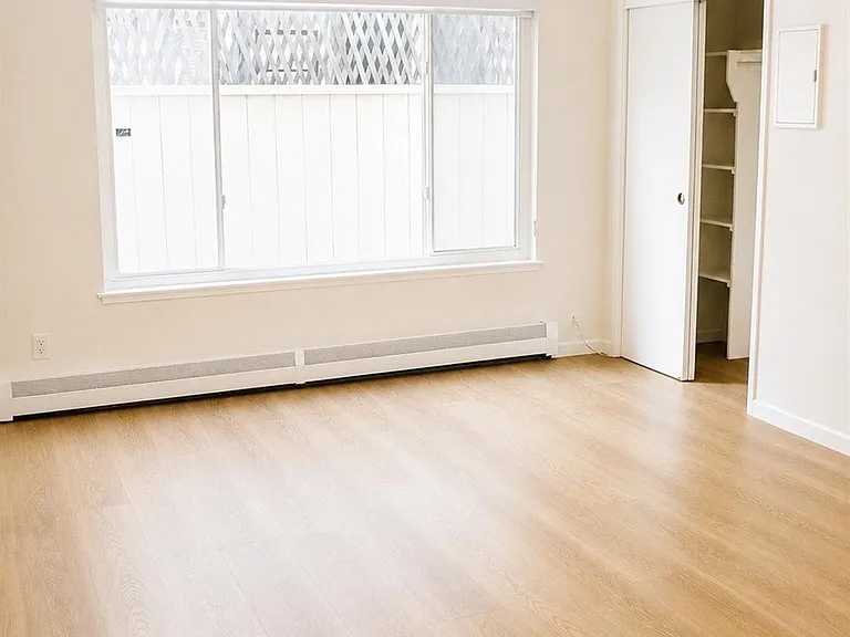 1511 Gough St — Photo 14