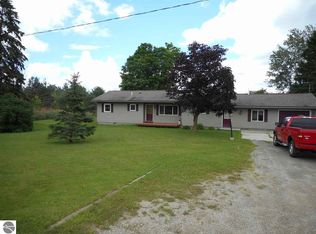 837 S Lorenz Rd, Tawas City, MI 48763