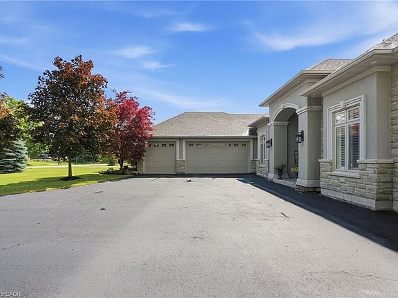 4th image of 1318 Concession Rd #6-W