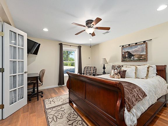 Downstairs Master Queen Sleigh Bed