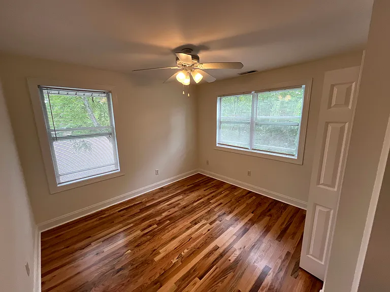 26 Nevada Ave — Photo 23