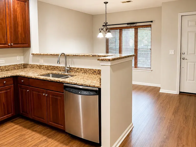 368 Rector St #309 — Photo 9
