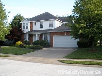 6822 Deer Creek in Hunters Pointe