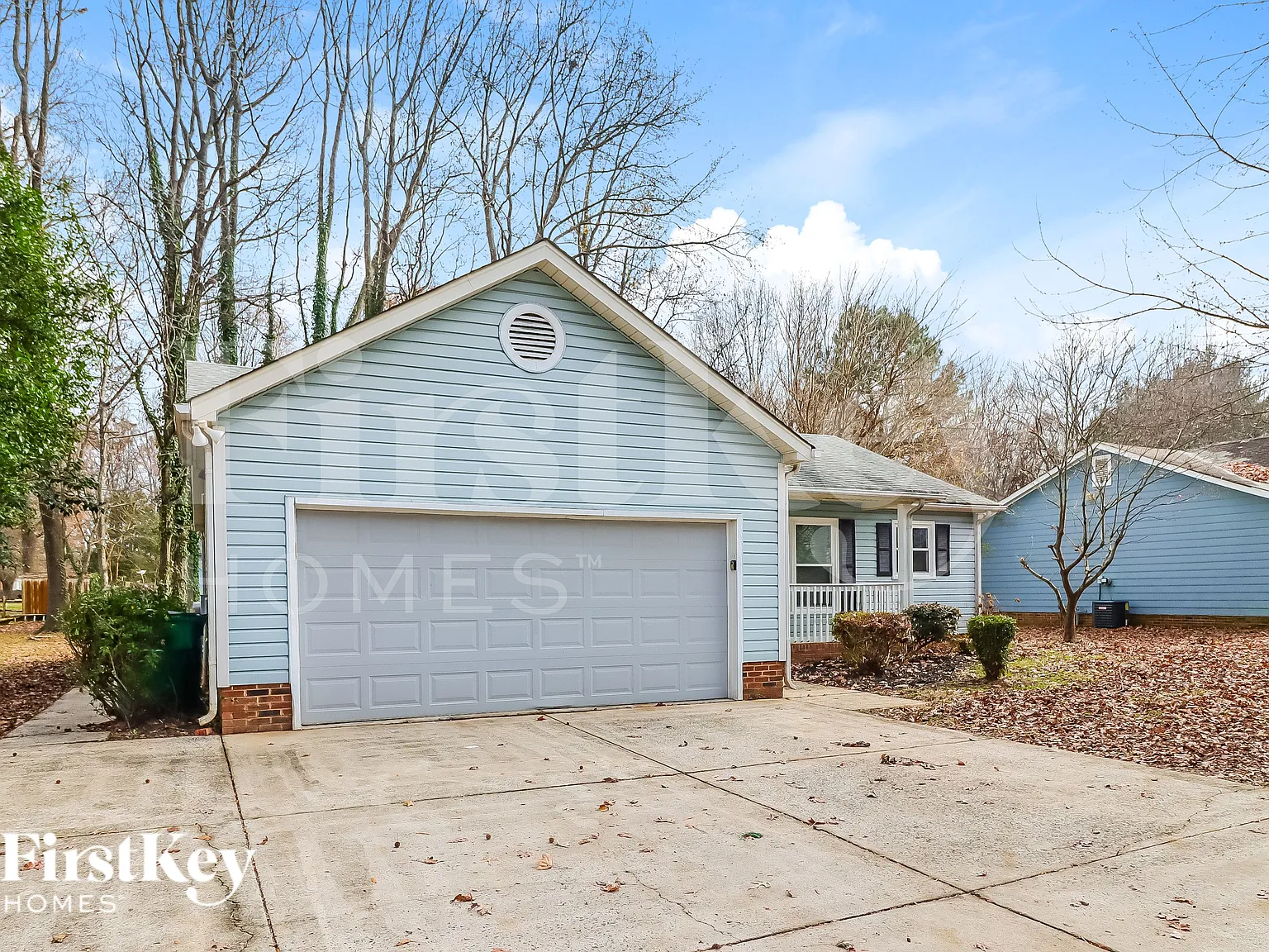 3 bed, 2.0 bath, 1396 sqft, $2,185 — Photo 2