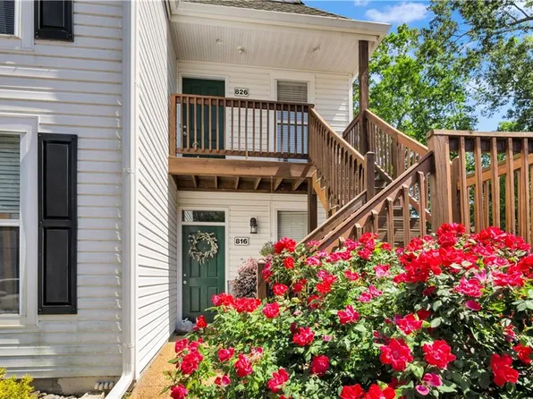 826 Ironwood Dr, Yorktown, VA 23693