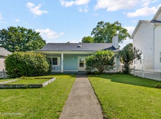 1227 Ormsby Ln, Lyndon, KY 40222