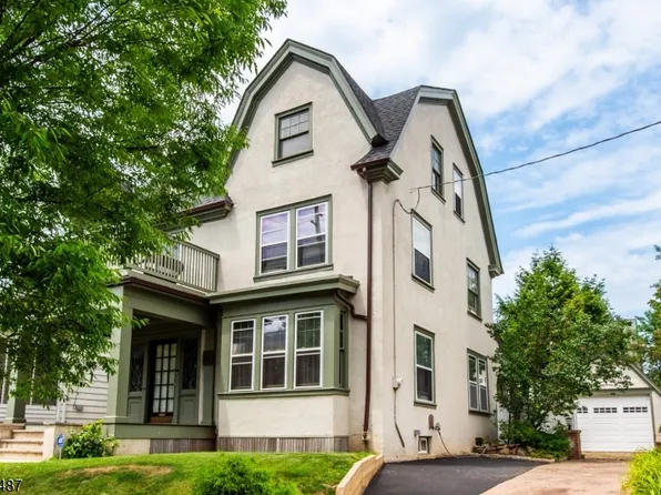 786 Lake St, Newark City, NJ 07104