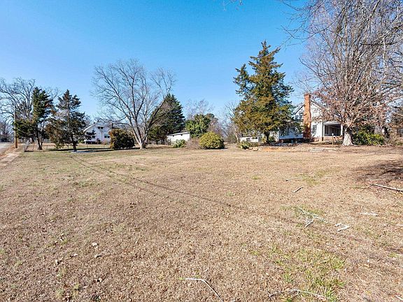 5th image of 320 S Catherine St