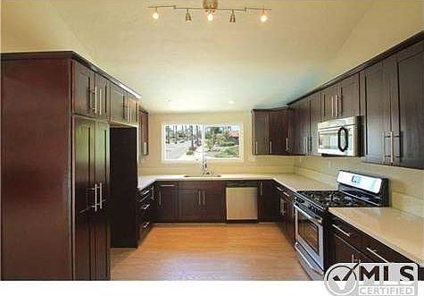4th image of 9440 Loren Dr