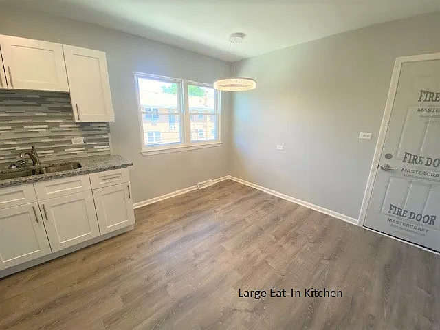 311 S Lodge Ln #A — Photo 3