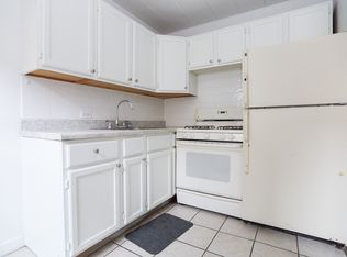 5653 N Christiana Ave APT 3W, Chicago, IL 60659