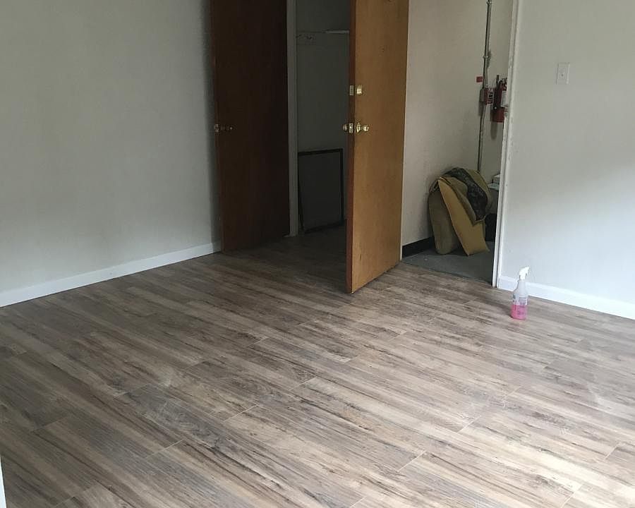 1st image of 901 E Cliveden St #4