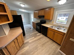 11 Maple St, Concord, NH 03301