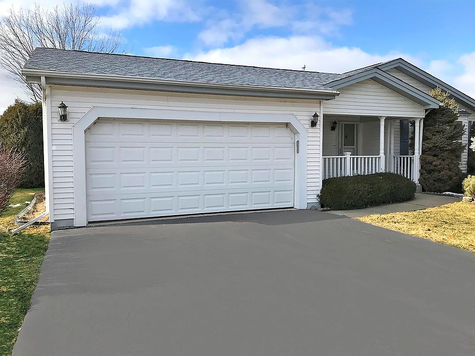 1st image of 1904 Hawthorne Ct Lot 421