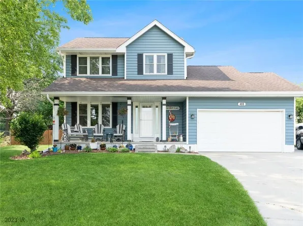 400 Pleasant Cir, Pleasant Hill, IA 50327