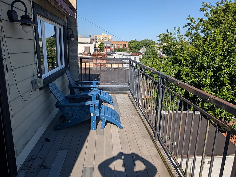 1032 Lamont St NW #B — Photo 5