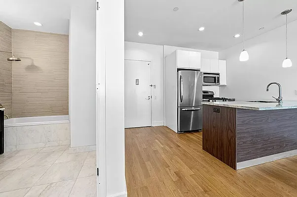 Rented by Bushburg | media 43