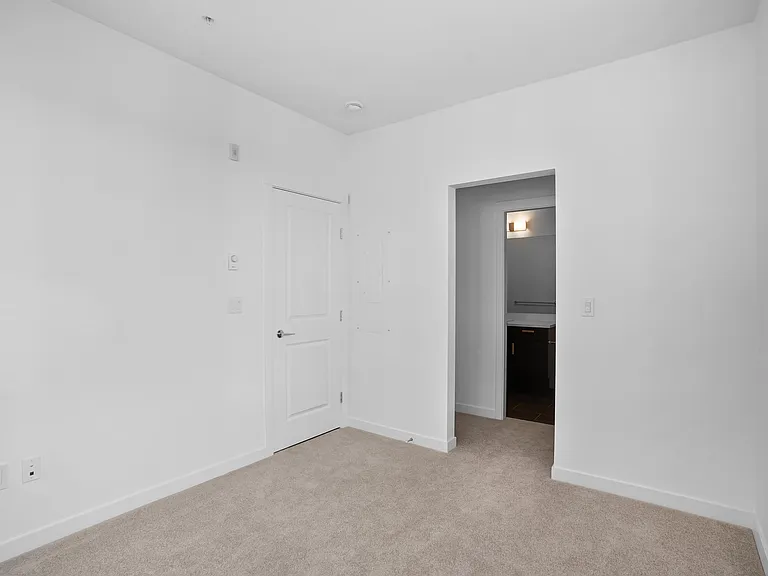 15735 85th Ave #407 — Photo 11