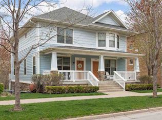 1206 Foster Rd, Iowa City, IA 52245
