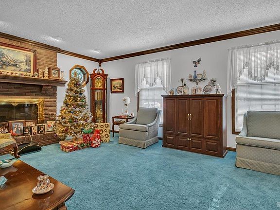 5th image of 4115 Kuebler Rd