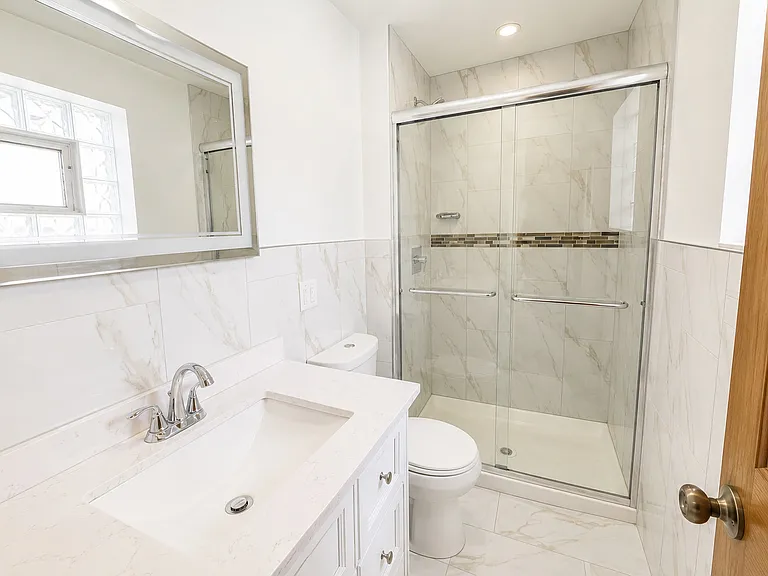 8440 W Windsor Ave #2 — Photo 6