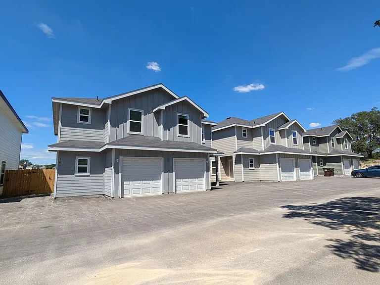 5330 Lisa Point — Photo 25