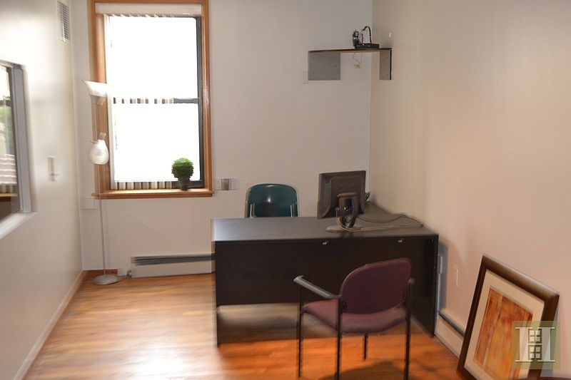 2nd image of 294 20th St