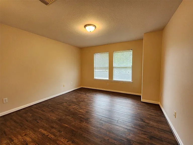 5307 Dandelion Meadow Ln — Photo 25
