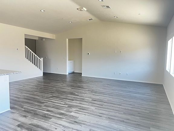 2nd image of 11399 Quail Hollow St