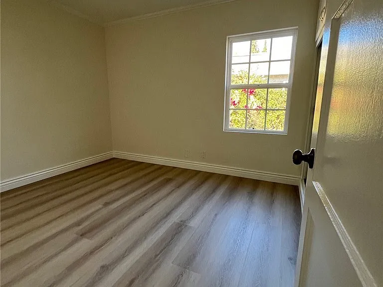 6653 Quakertown Ave — Photo 13