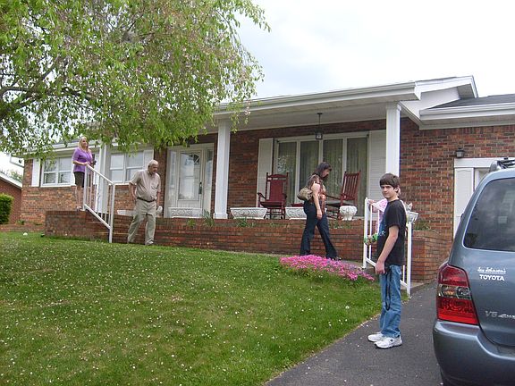 2nd image of 134 Collingwood Dr