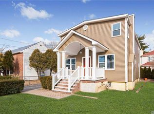 25 Fairview Ave, Great Neck, NY 11023